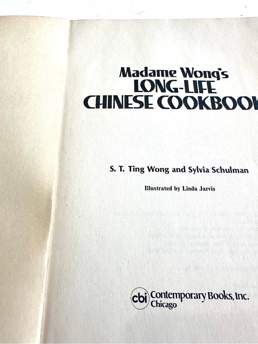 Long-Life Chinese Cookbook - Red Cover
